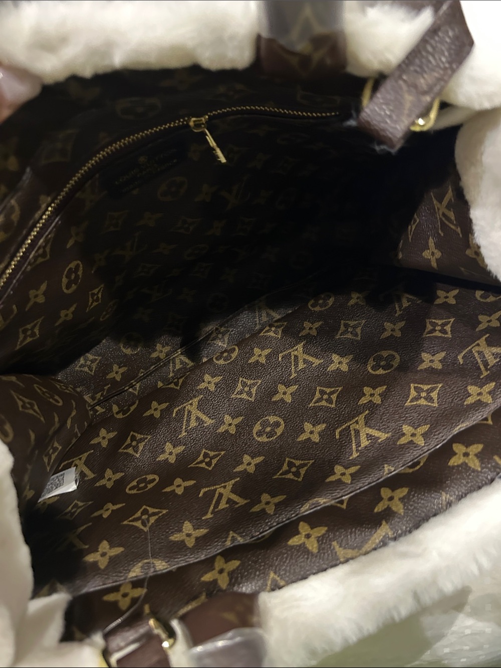 Capucines Bag - Picture 6 of 12